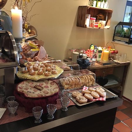 法尔肯堡 Ziza酒店 外观 照片